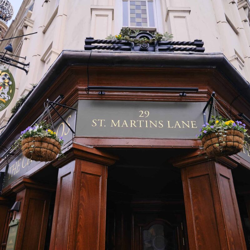 240227 The Chandos
Sam Smiths Pub London


Credit: Ben Broomfield
Credit Social: @photobenphoto
Copyright: Ben Broomfield Photography
07734 852620
photo@benbroomfield.com
www.benbroomfield.com